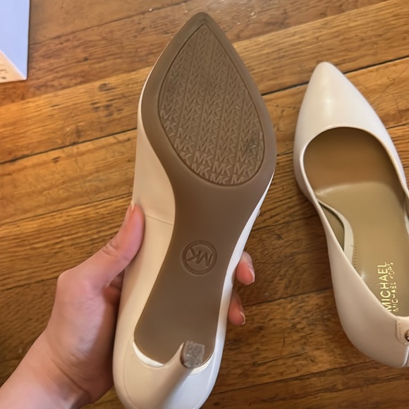 Michael Kors - Cream Heels - Picture 6 of 8